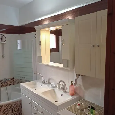 Διαμέρισμα Green Apartment *